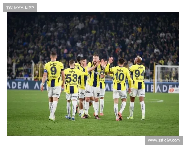 西甲中游球队伤病潮凸显阵容厚度不足，冬窗补强成关键