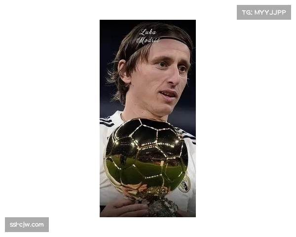 特写：38岁的莫德里奇替补登场稳定中场，导演皇马最后时刻的锁定胜局进球